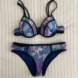 Victorias Secret Blue Purple Bali floral swimsuit bathing suit bikini Size XS